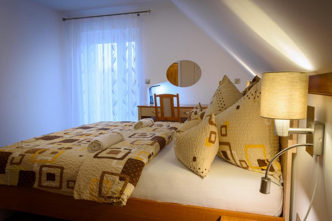 Hotel Tulipan Vendeghaz Orvenyes Exteriér fotografie